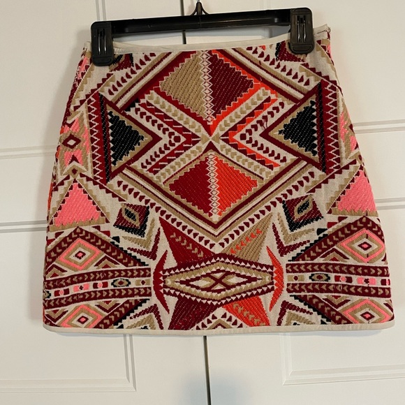 TOPSHOP Skirt - Size 6 - Picture 2 of 3